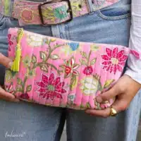 Imbarro pouch Beatrice in gebruik